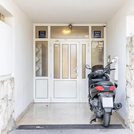 Apartment Cvita Split