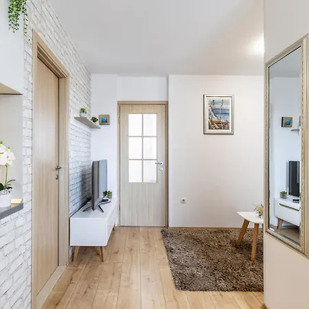 Apartment Cvita *