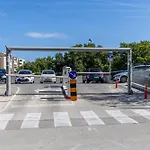 Cvita * Split